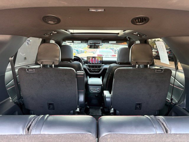 Used 2025 Ford Explorer ST AWD/4WD image 33