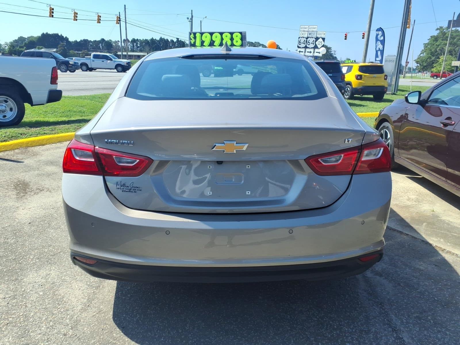 Used 2024 Chevrolet Malibu LT FWD image 3