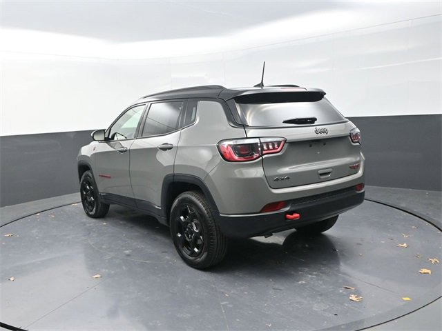 Used 2024 Jeep Compass Trailhawk image 6