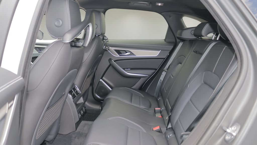 New 2026 Jaguar F-PACE R-Dynamic S AWD/4WD image 12