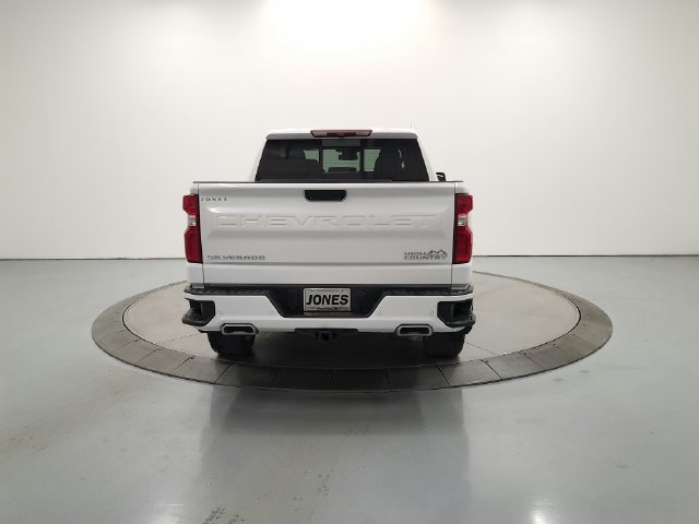 Used 2024 Chevrolet Silverado 1500 High Country w/ High Country Premium Package AWD/4WD image 7