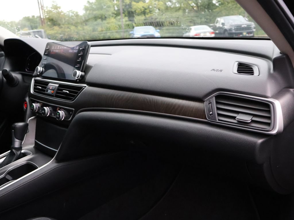Certified 2021 Honda Accord EX-L image 9