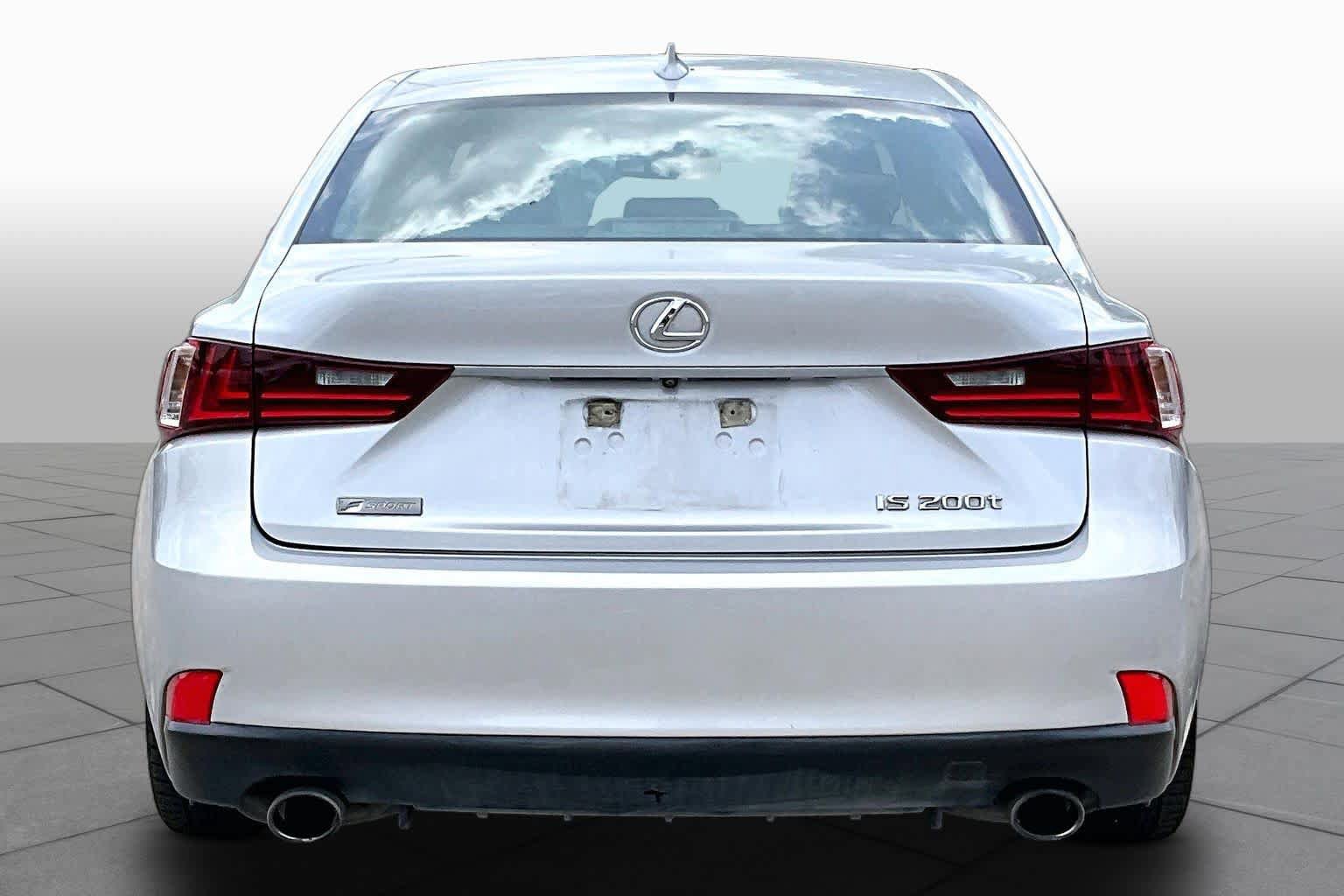 Used 2016 Lexus IS 200t RWD image 5