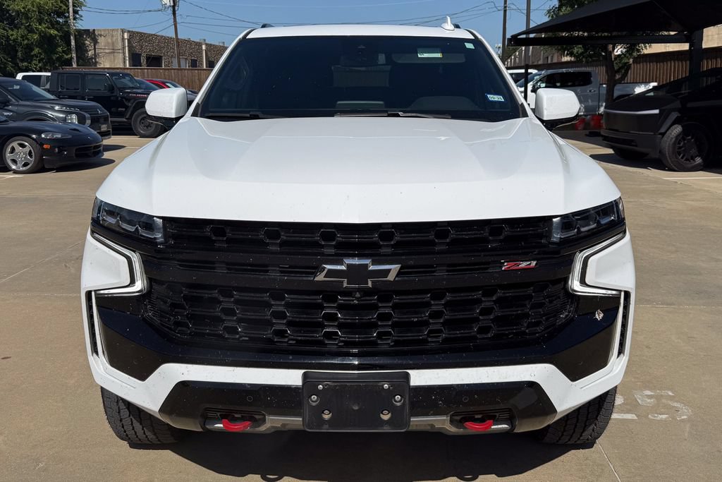 Used 2023 Chevrolet Suburban Z71 w/ Luxury Package AWD/4WD image 2