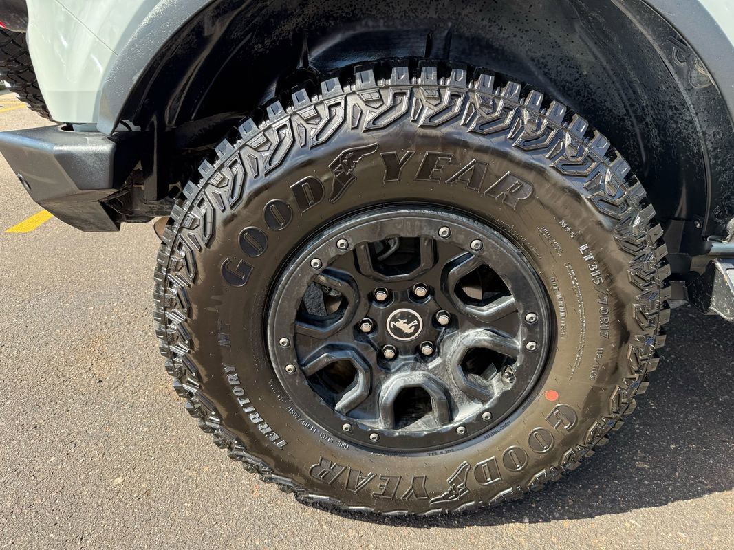 Used 2023 Ford Bronco Wildtrak image 17