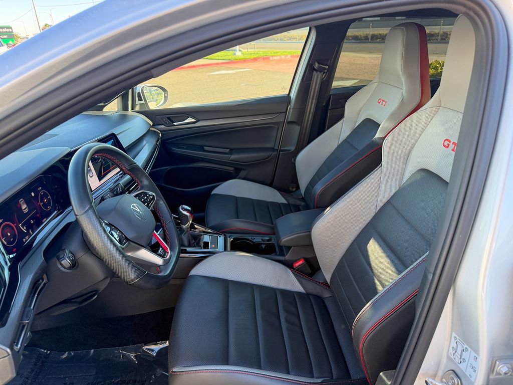 Used 2023 Volkswagen GTI SE FWD image 13