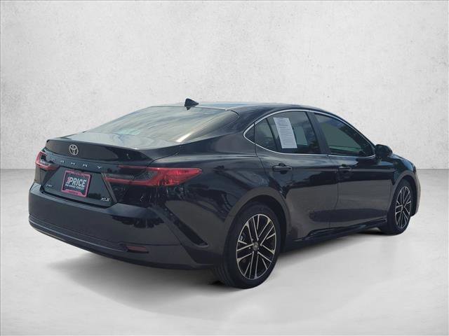 Used 2026 Toyota Camry XLE FWD image 5