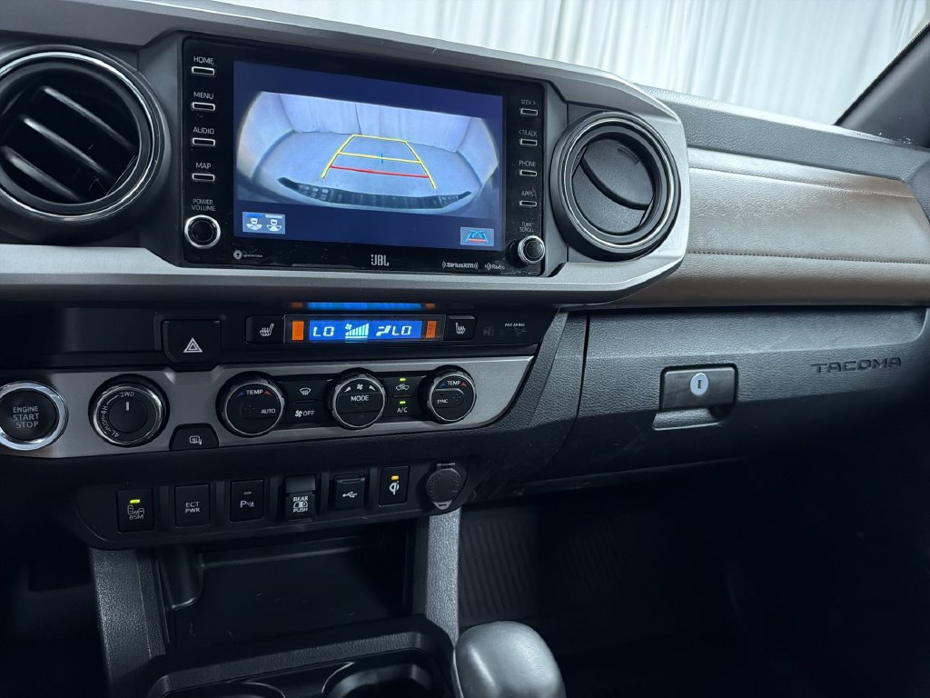 Certified 2022 Toyota Tacoma Limited AWD/4WD image 21