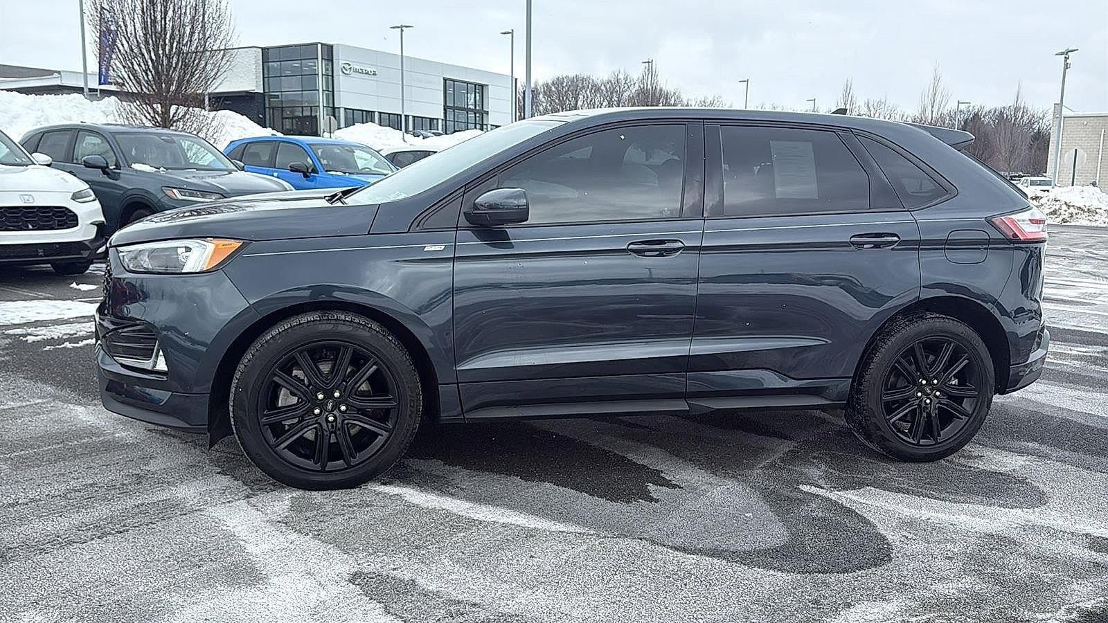 Used 2024 Ford Edge ST-Line w/ Cargo Accessory Package AWD/4WD image 13
