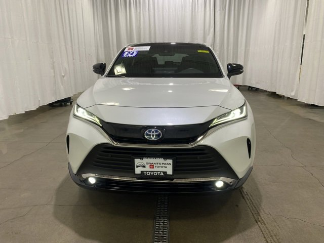 Certified 2024 Toyota Venza Nightshade image 9
