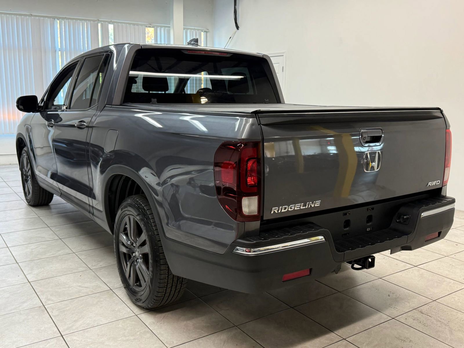 Used 2020 Honda Ridgeline Sport image 7