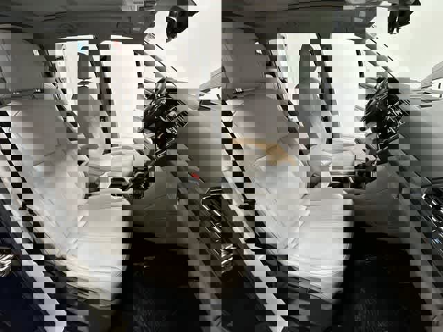 Certified 2022 Volkswagen Tiguan SE w/ Panoramic Sunroof Package image 23