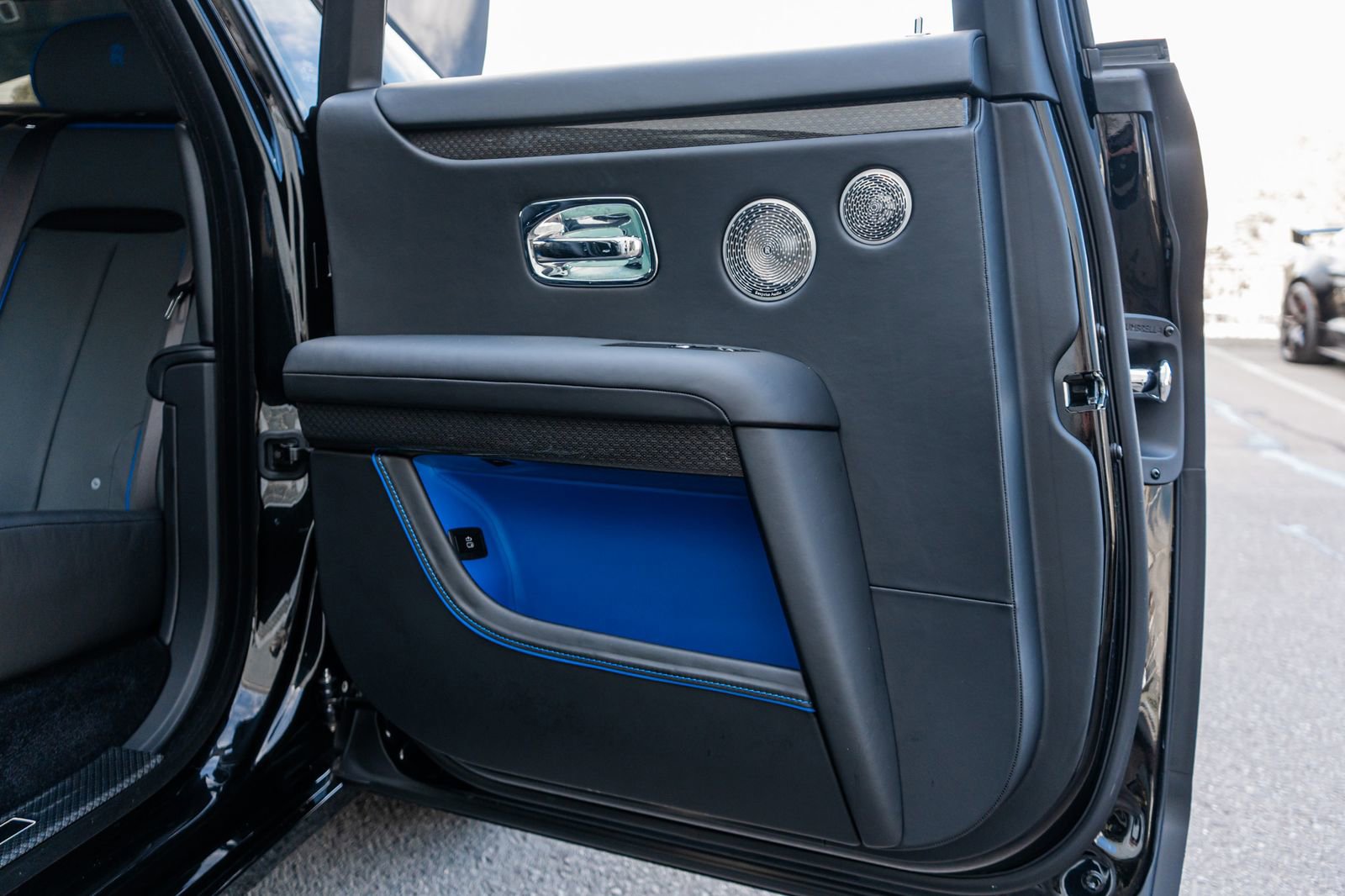 Used 2025 Rolls-Royce Ghost Black Badge image 37