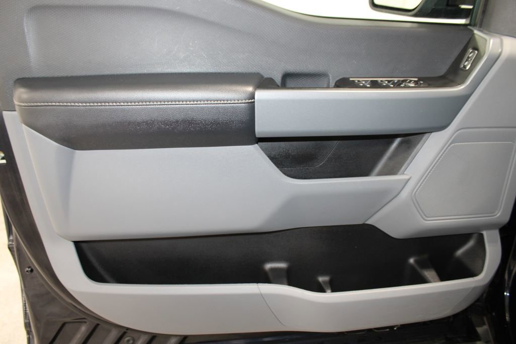 Used 2023 Ford F150 XLT w/ XTR Package image 21