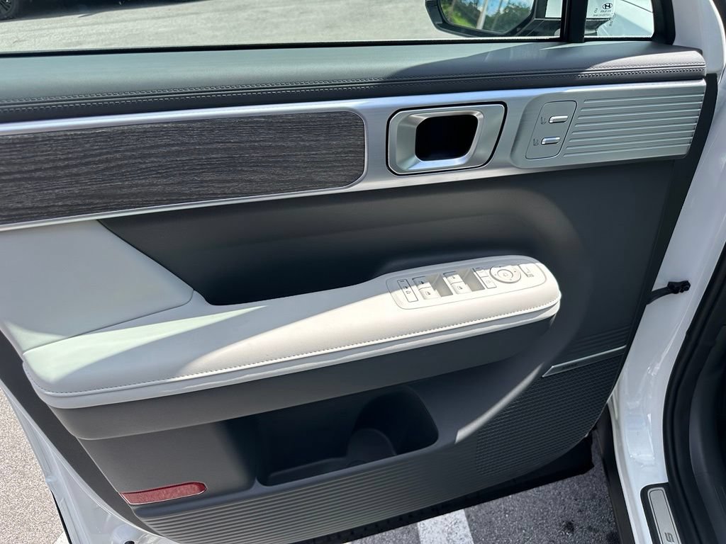 New 2026 Hyundai Santa Fe Calligraphy AWD/4WD image 13