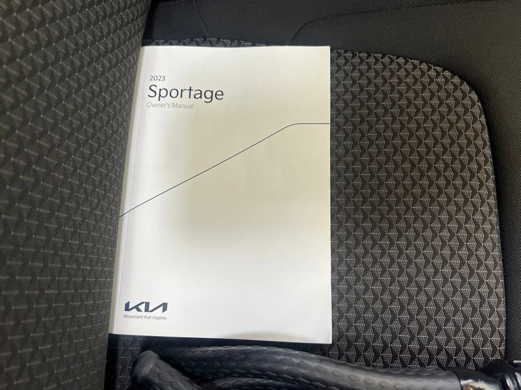 Certified 2023 Kia Sportage LX FWD image 25