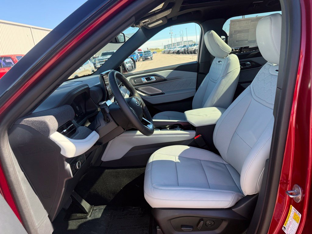 New 2027 Ford Explorer Platinum AWD/4WD image 5