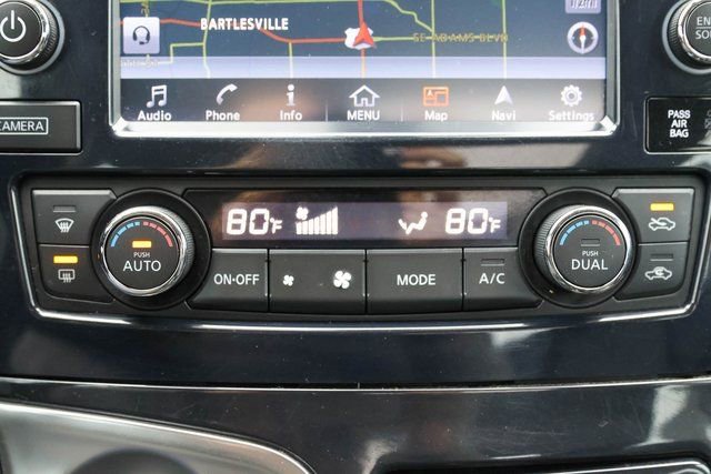 Used 2018 Nissan Maxima Platinum image 26