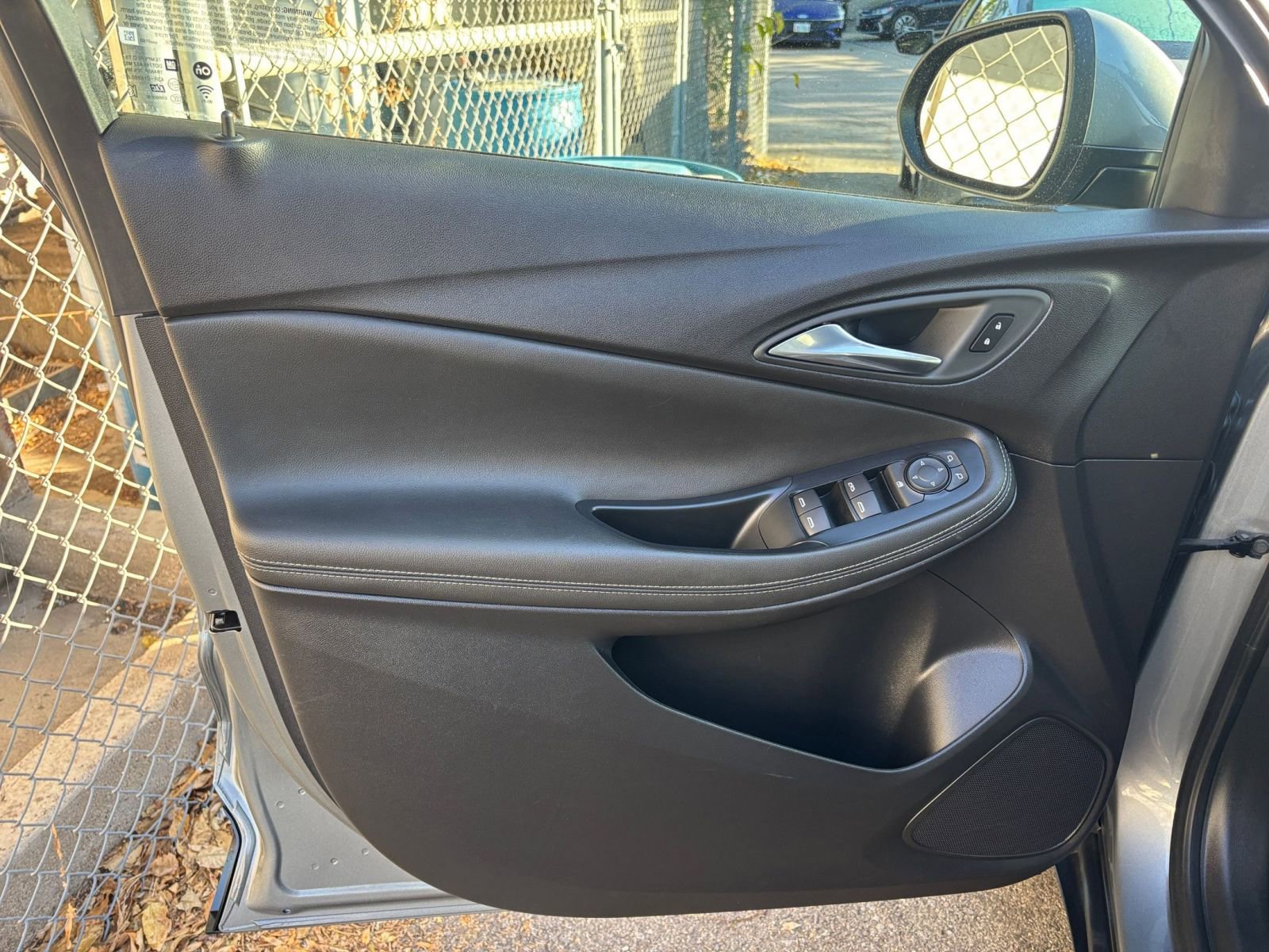 Used 2025 Buick Encore GX Preferred image 20