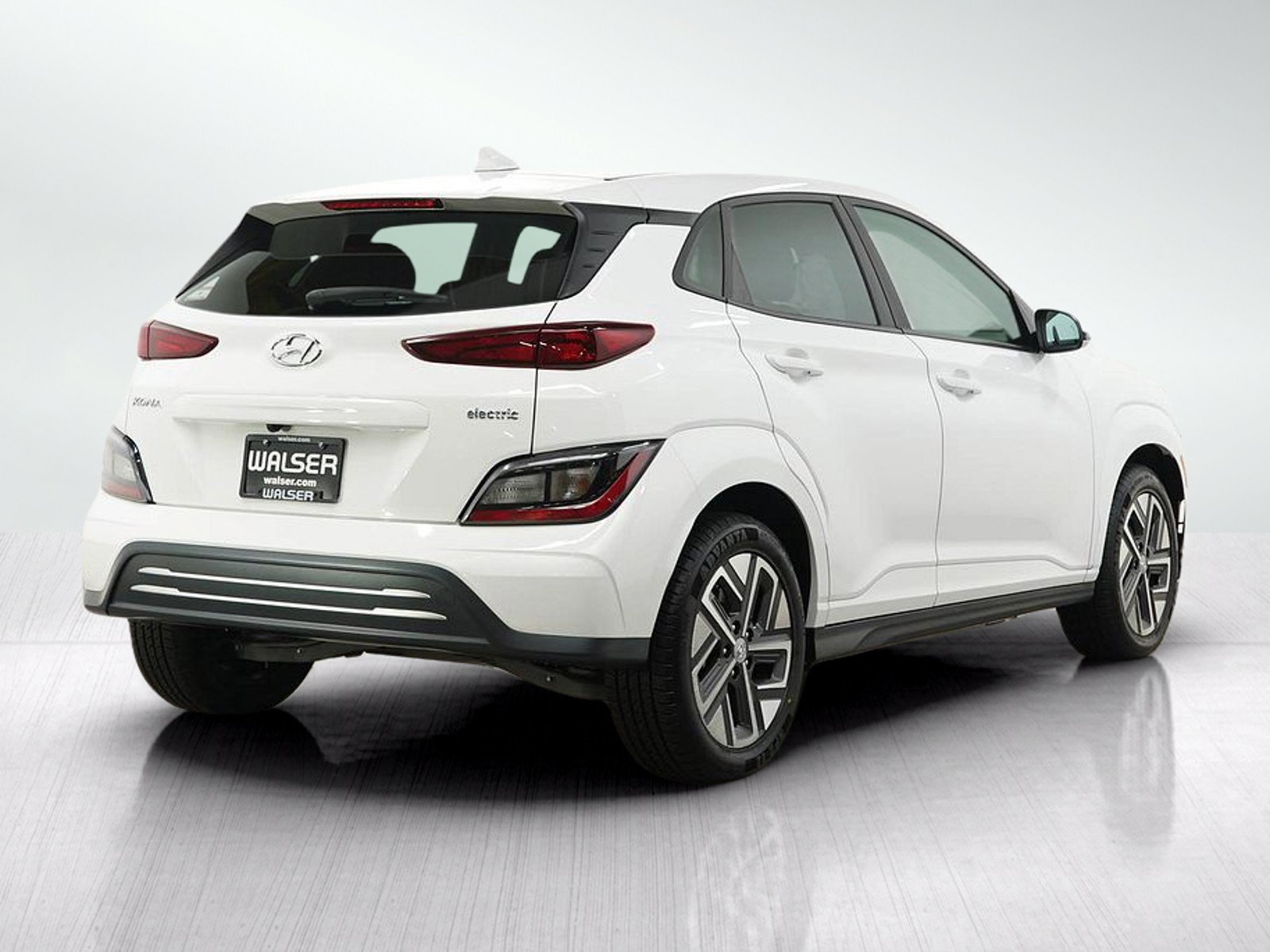 Used 2023 Hyundai Kona SEL FWD image 5
