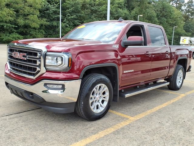 Used 2017 GMC Sierra 1500 SLE w/ SLE Value Package AWD/4WD image 4