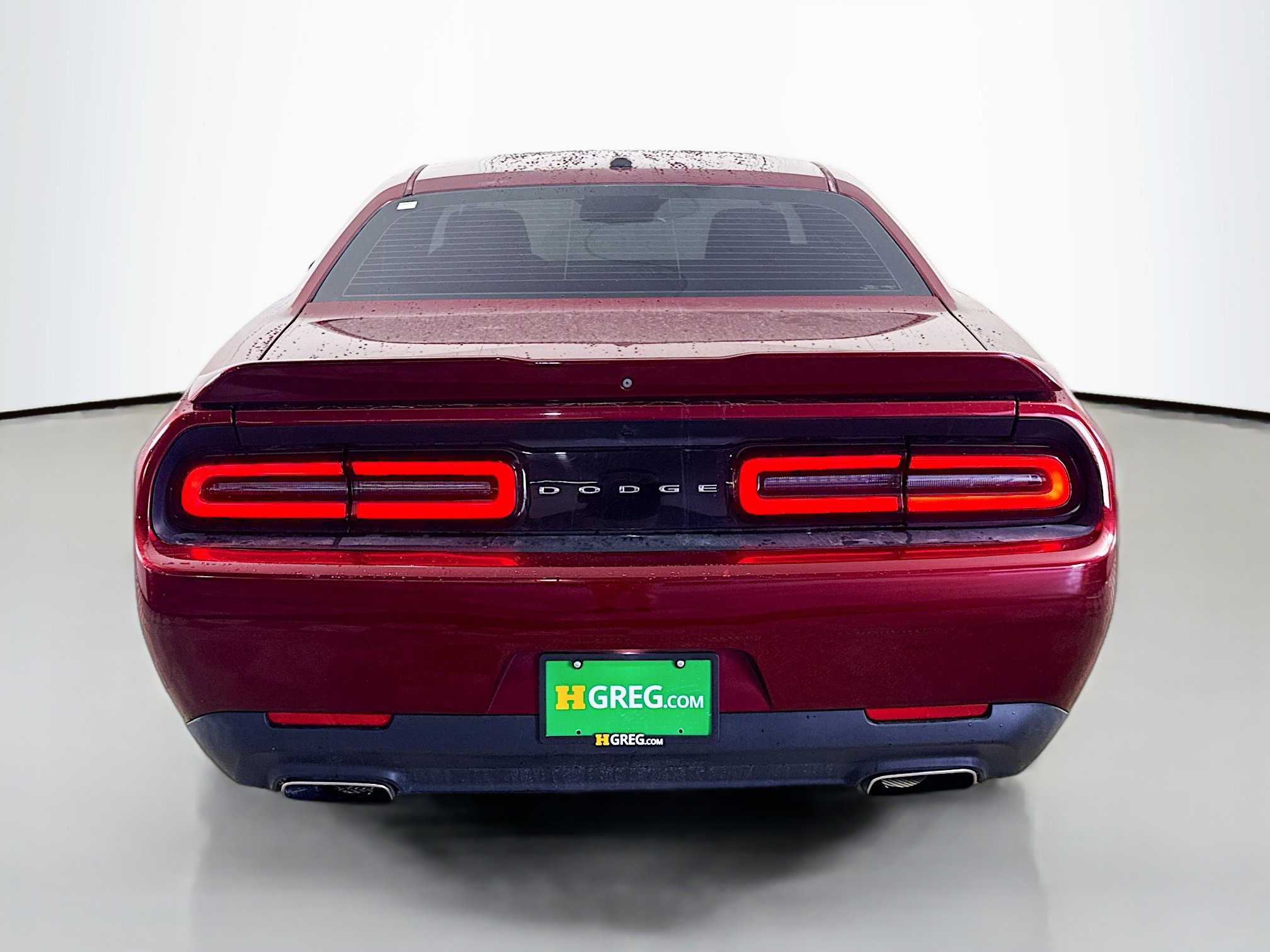 Used 2019 Dodge Challenger SXT image 8