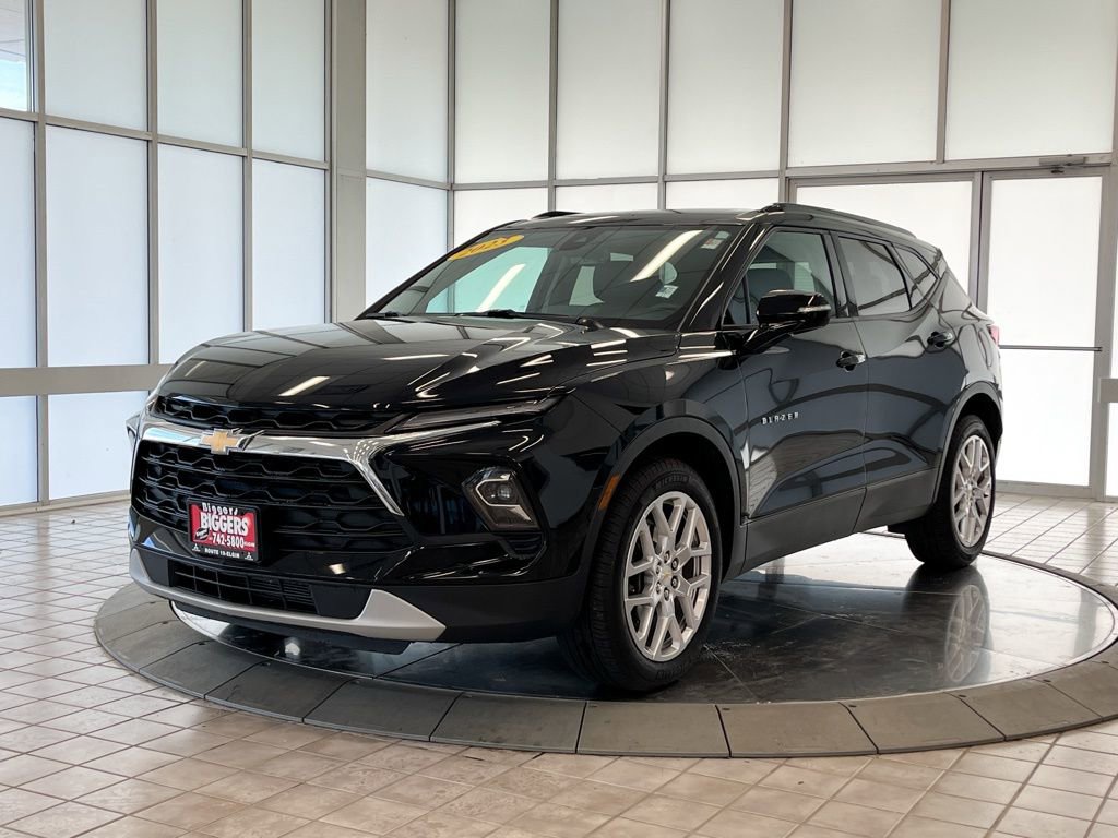 Used 2023 Chevrolet Blazer LT image 4