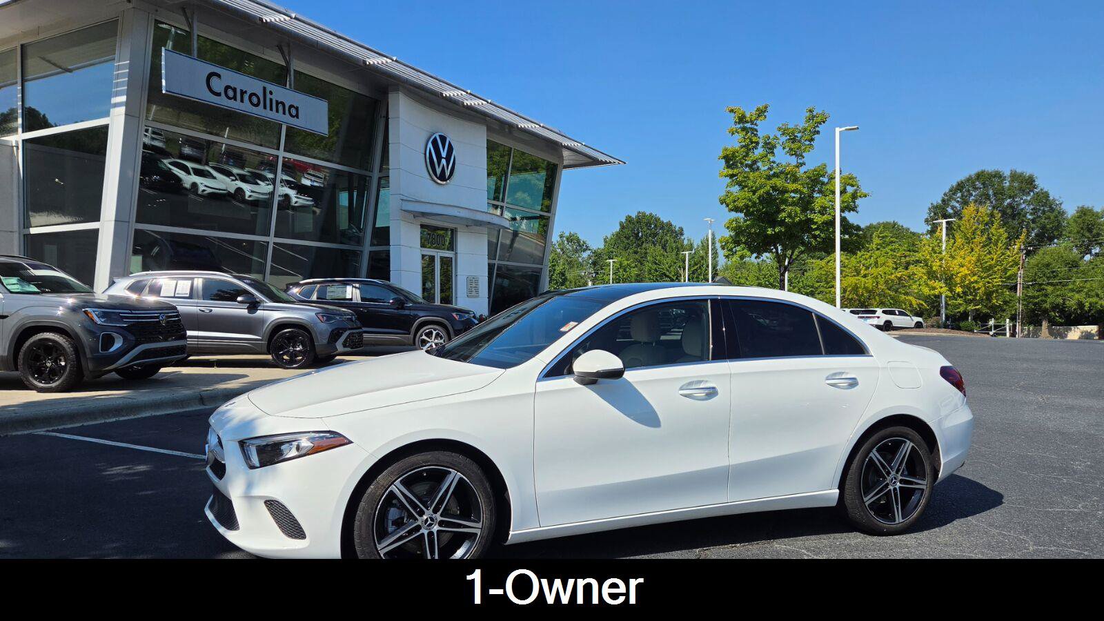 Used 2022 Mercedes-Benz A 220 4MATIC w/ Premium Package Lite image 1