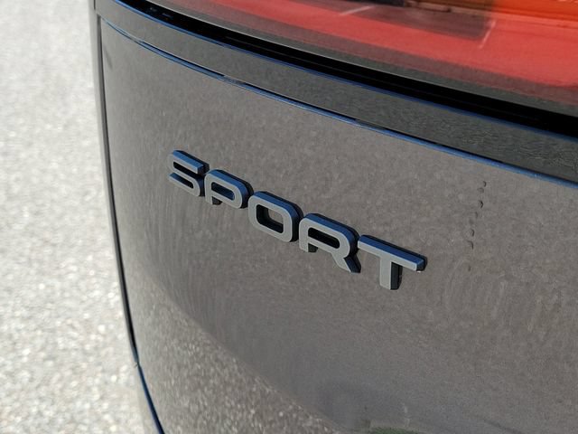 Used 2024 Land Rover Range Rover Sport SE AWD/4WD image 5