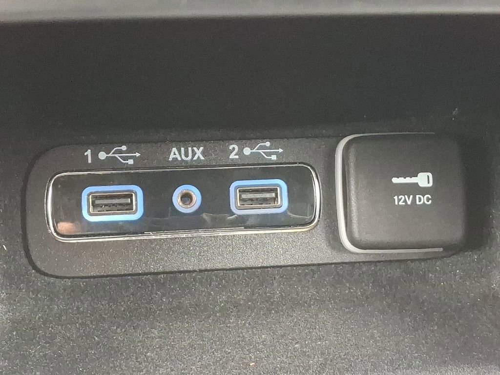 Used 2020 Jeep Grand Cherokee Altitude AWD/4WD image 25