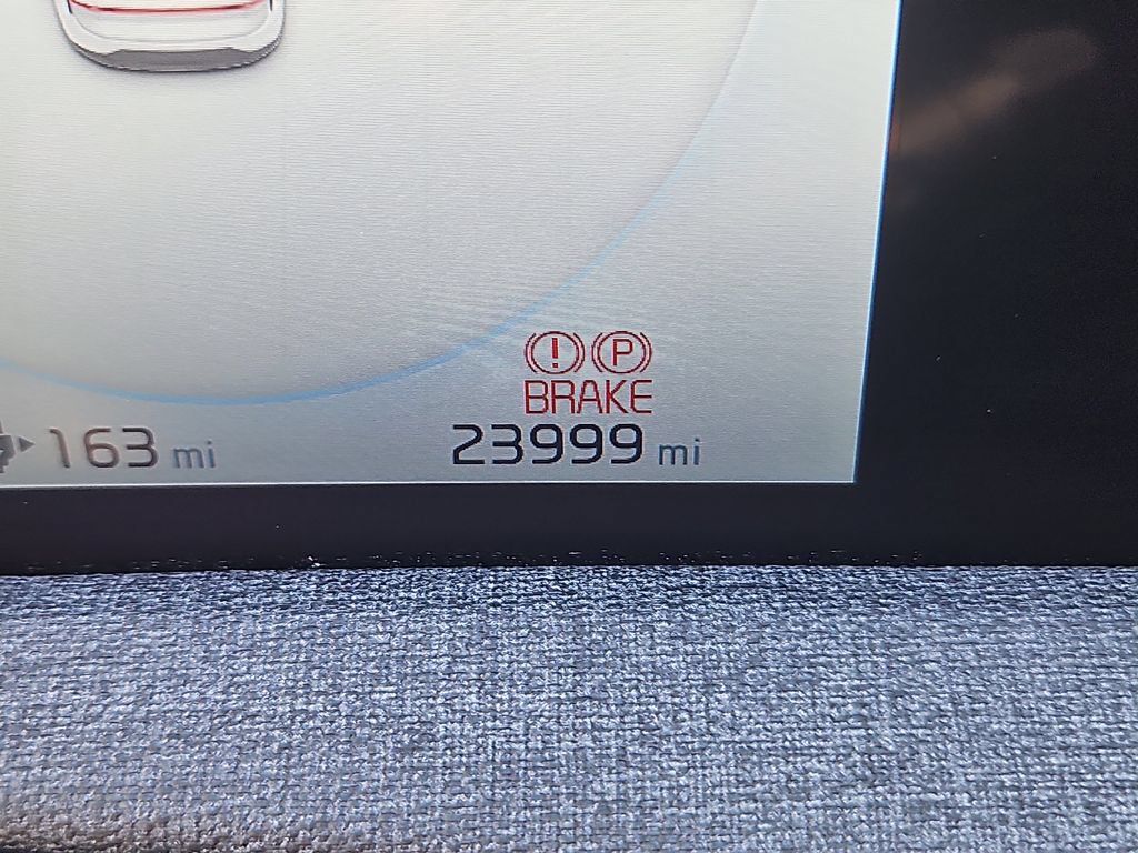 Certified 2023 Kia EV6 Wind AWD/4WD image 13