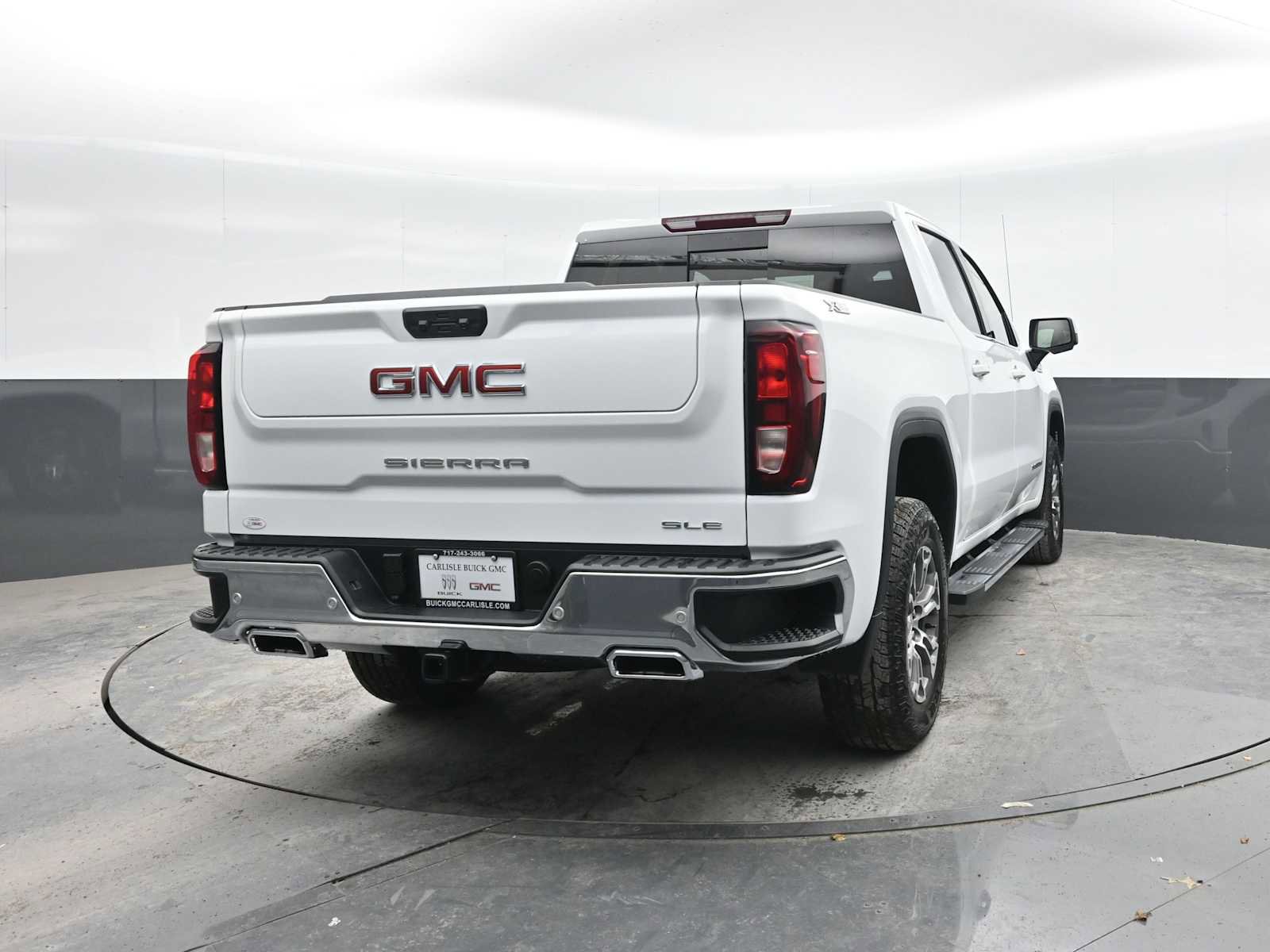 New 2026 GMC Sierra 1500 SLE image 9