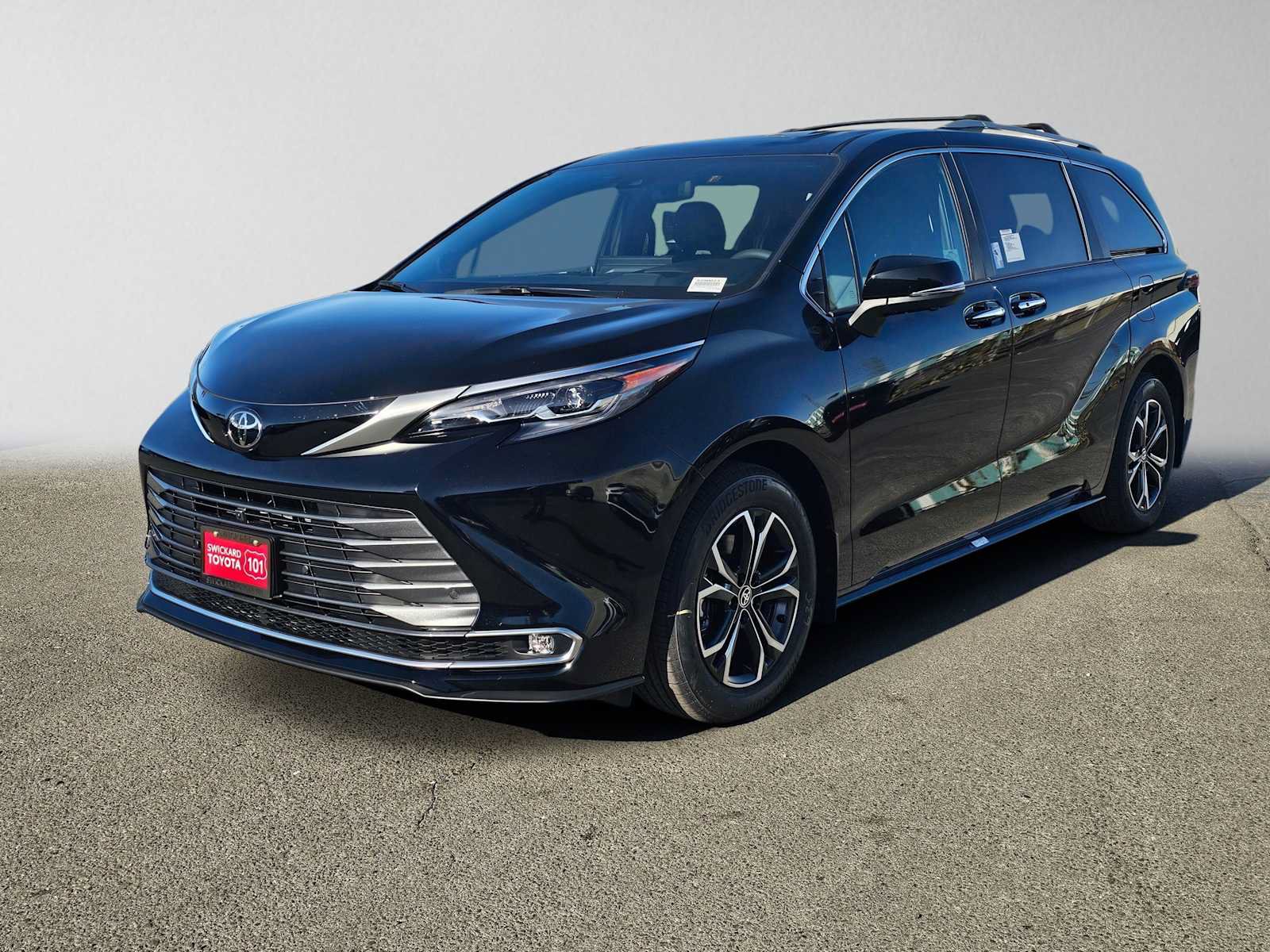 New 2026 Toyota Sienna Platinum AWD/4WD image 7