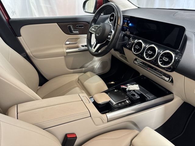 Used 2021 Mercedes-Benz GLA 250 4MATIC image 27