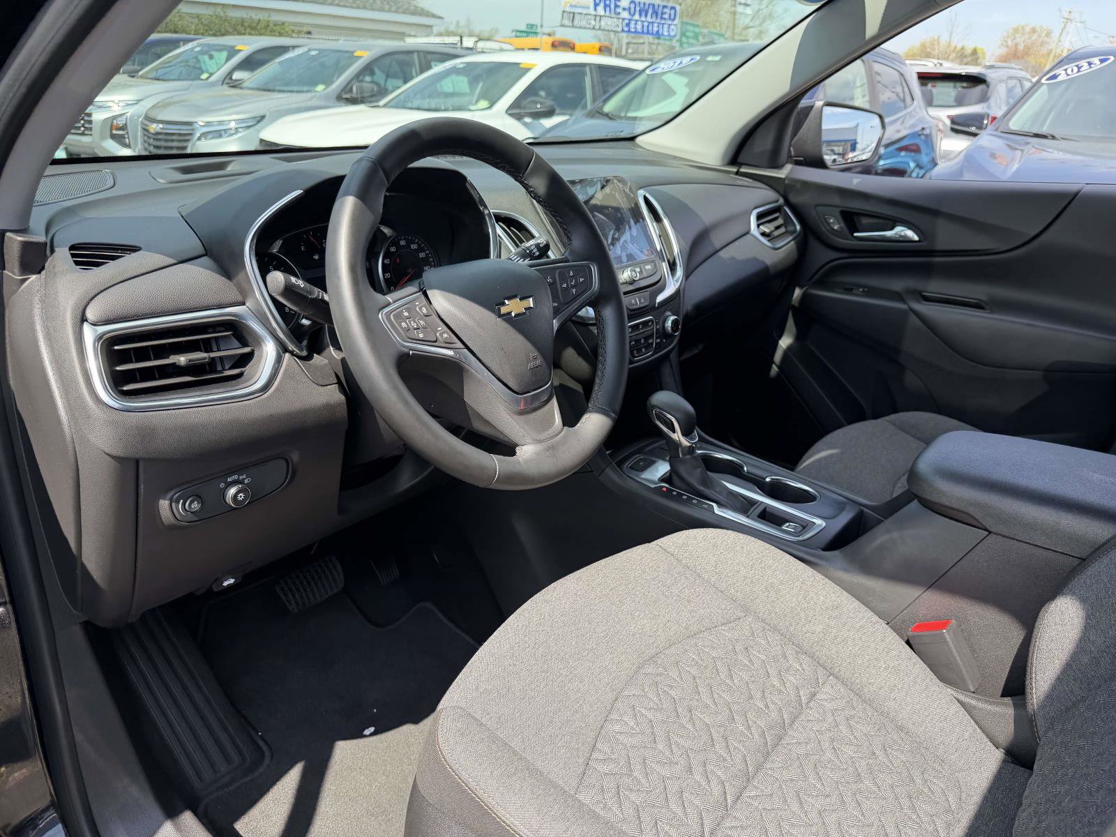 Certified 2023 Chevrolet Equinox LT AWD/4WD image 12