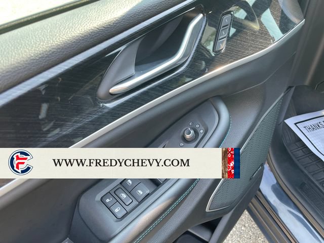 Used 2024 Jeep Grand Cherokee Trailhawk AWD/4WD image 11