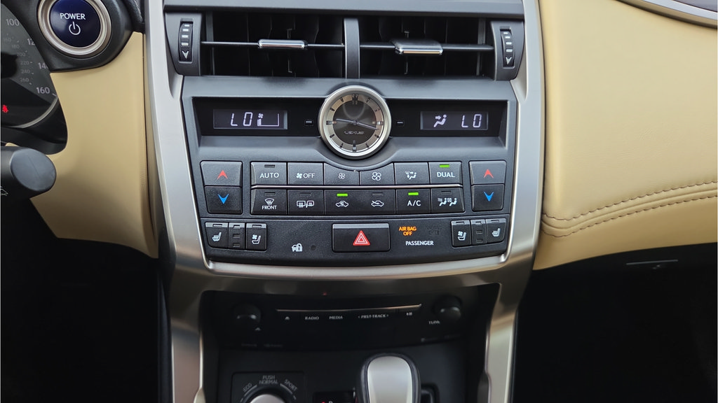 Used 2015 Lexus NX 300h AWD w/ Luxury Package image 44