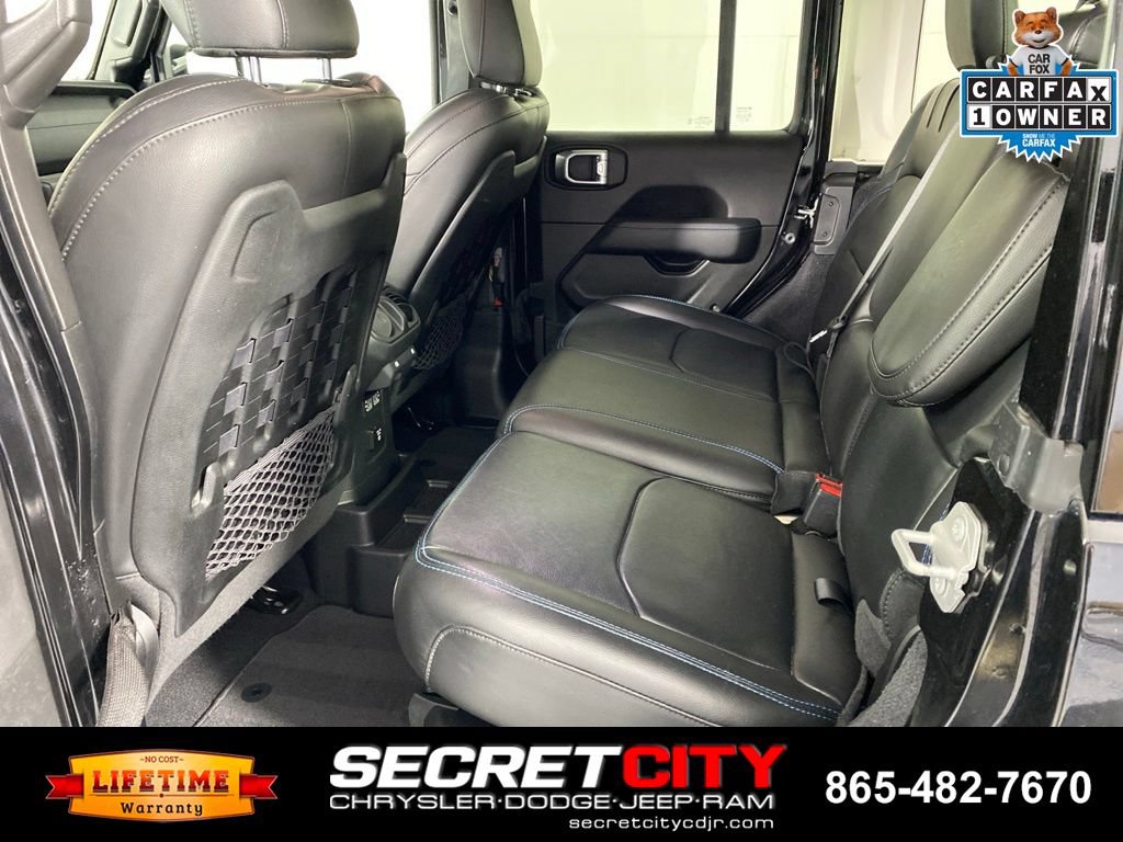 Used 2023 Jeep Wrangler Unlimited Rubicon 4xe w/ Cold Weather Group AWD/4WD image 30