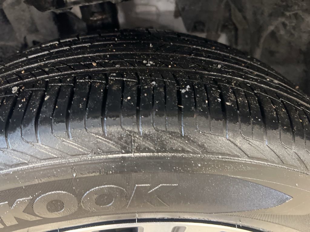 Certified 2023 Nissan Rogue SV image 38