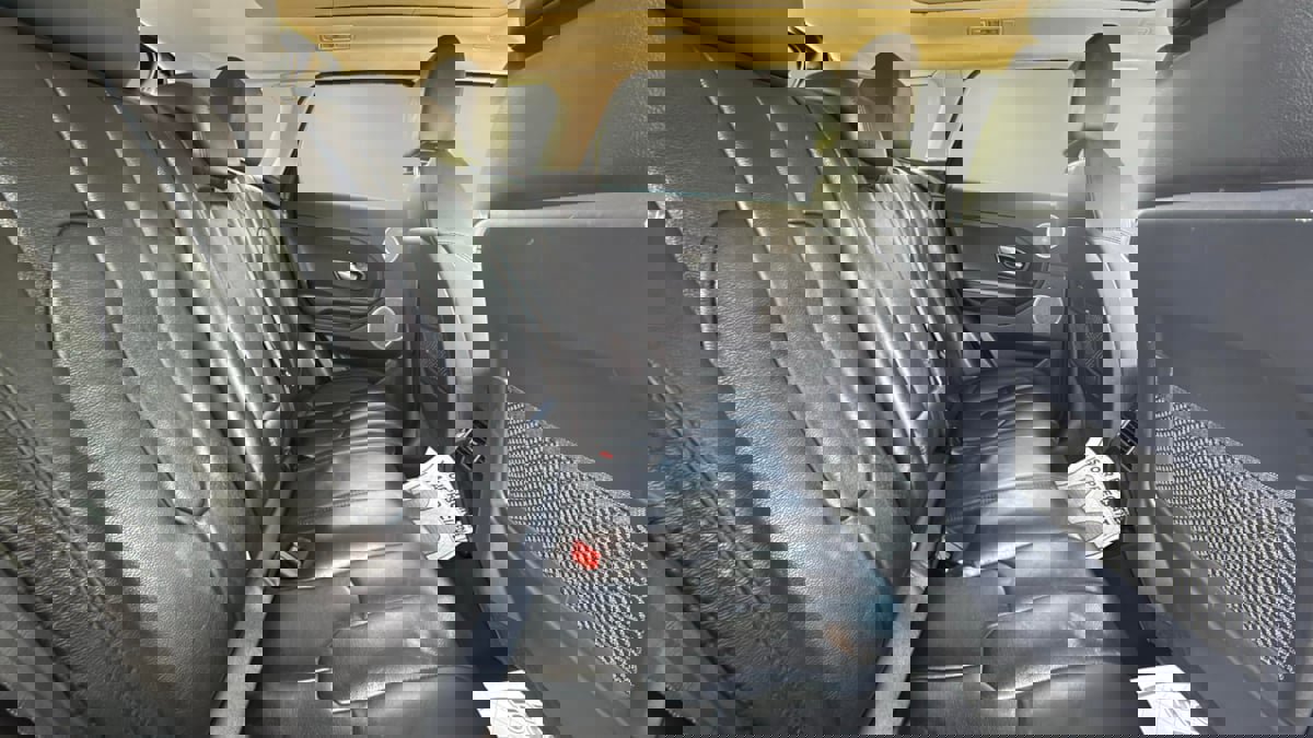 Used 2015 Land Rover Range Rover Evoque Pure Plus image 14