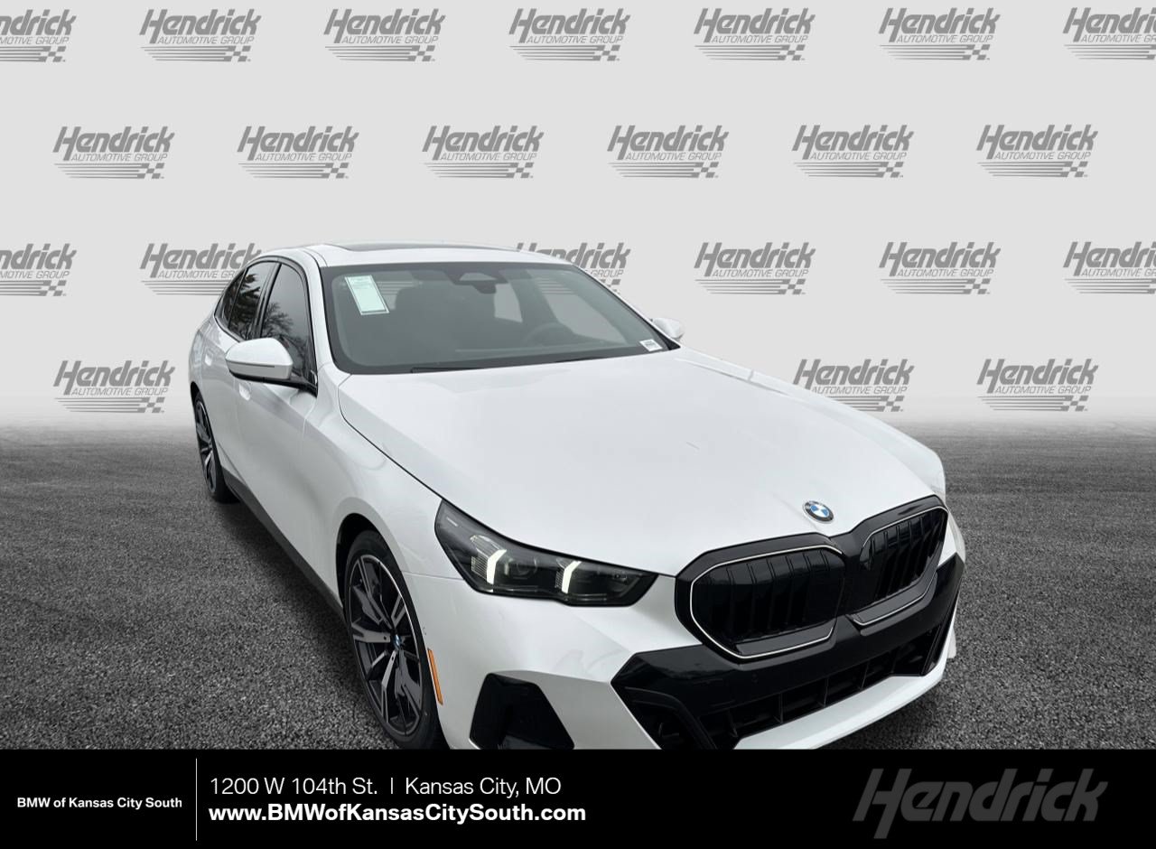 New 2026 BMW 540i xDrive w/ M Sport Package