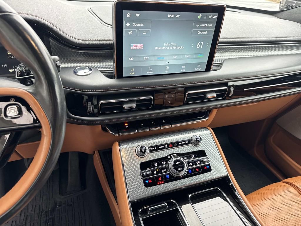 Used 2022 Lincoln Aviator Black Label w/ Dynamic Handling Package image 30