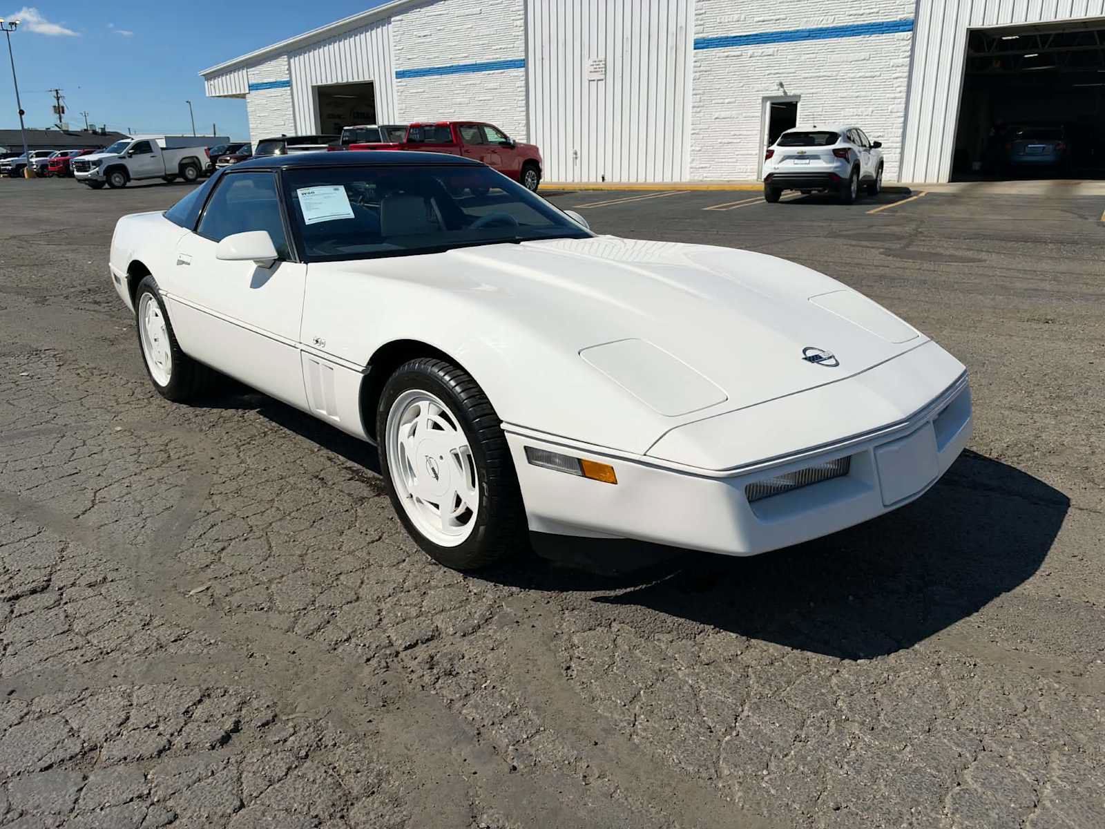 Used 1988 Chevrolet Corvette Coupe RWD image 7