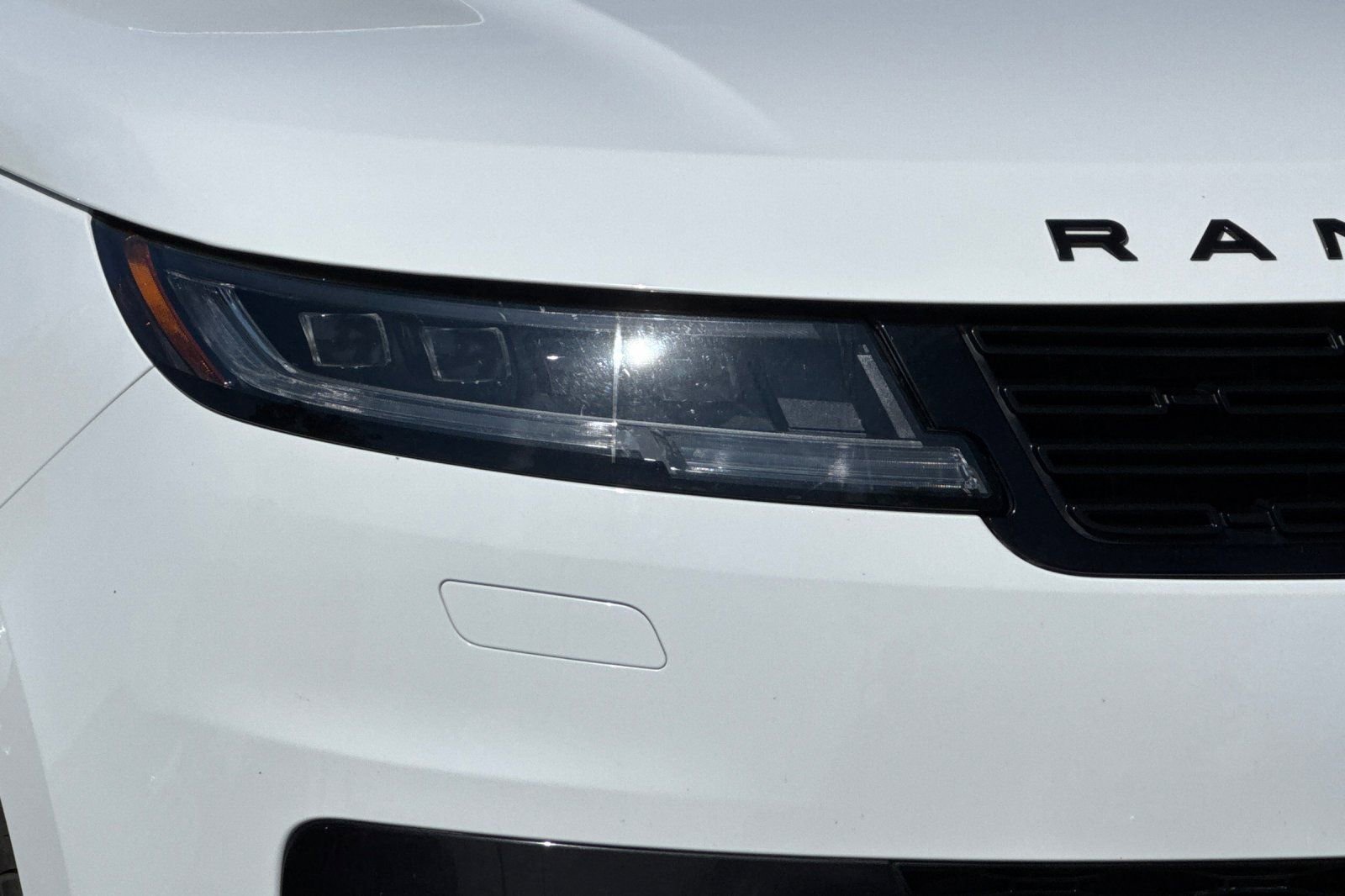 Used 2024 Land Rover Range Rover Sport Dynamic SE image 43