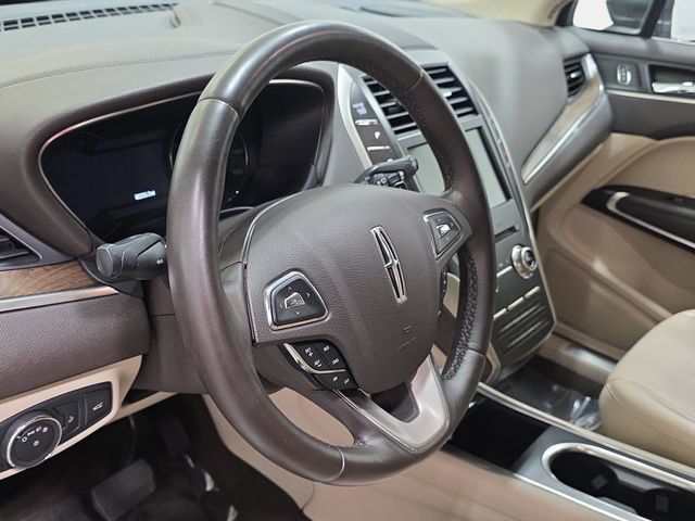 Used 2019 Lincoln MKC Reserve w/ MKC Climate Package AWD/4WD image 12