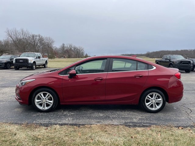 Used 2018 Chevrolet Cruze LT image 10