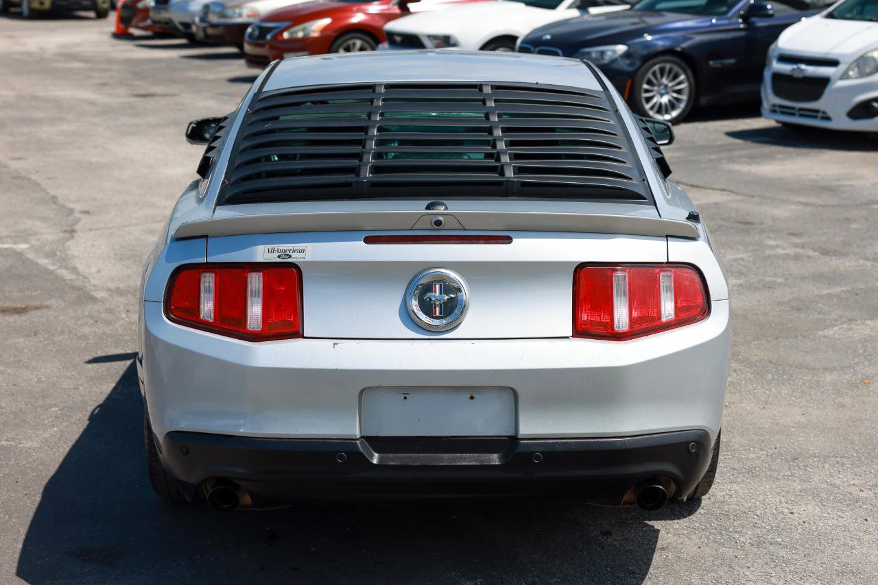 Used 2012 Ford Mustang Premium RWD image 9