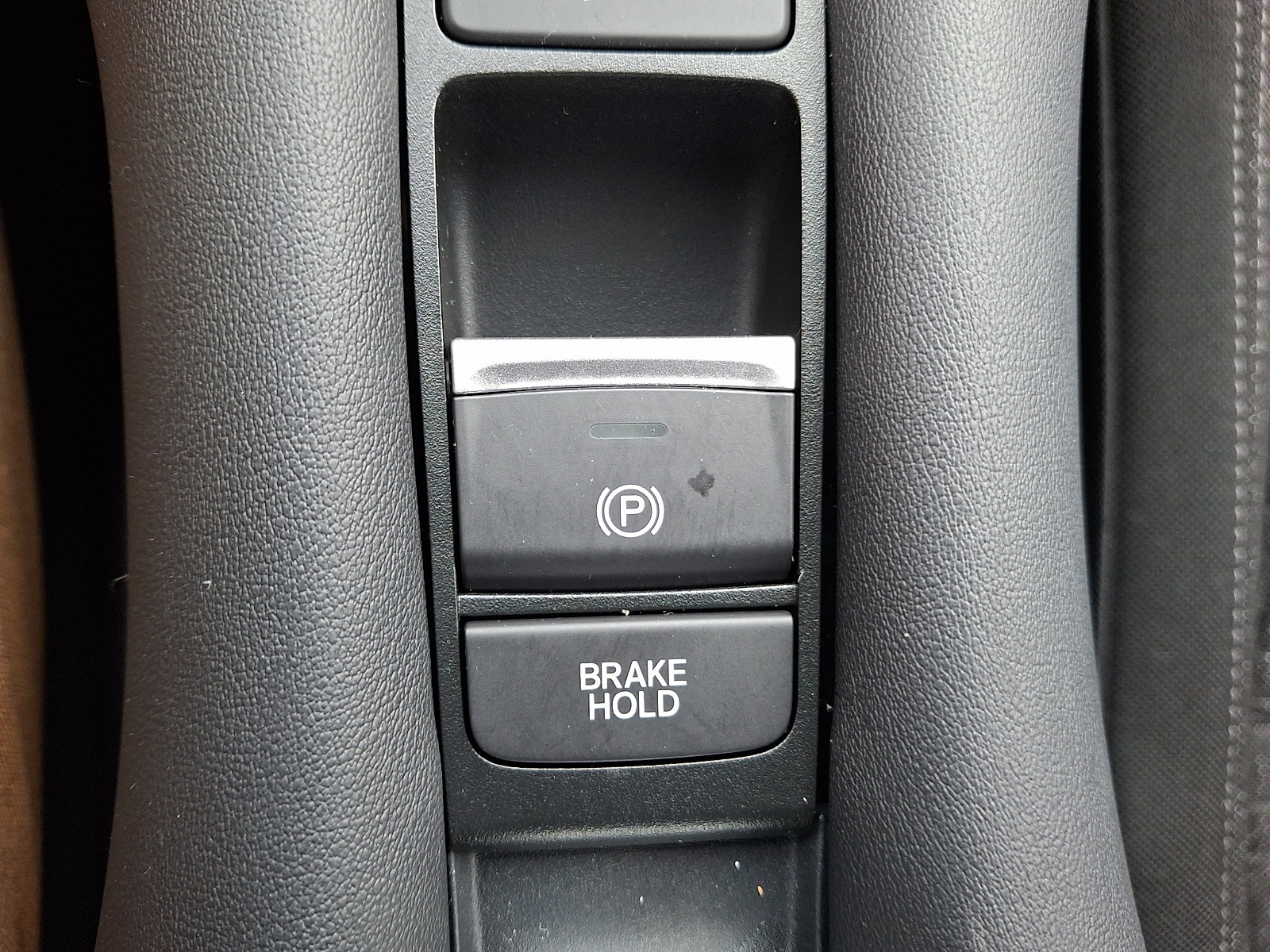 Used 2023 Honda HR-V LX image 25