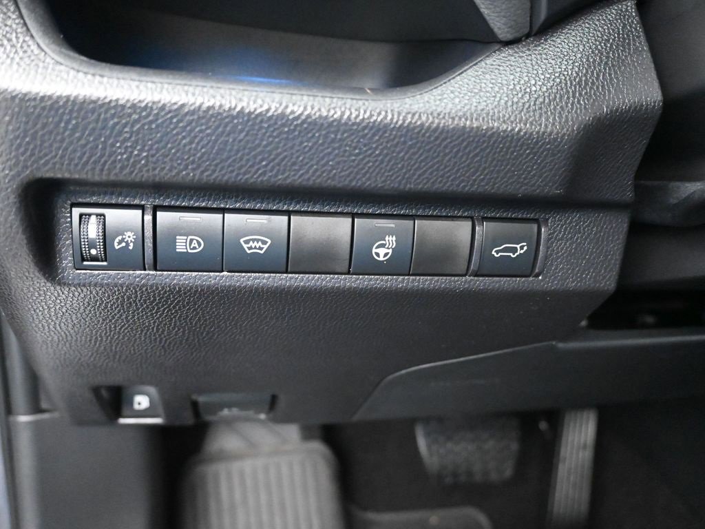 Used 2025 Toyota RAV4 XSE w/ Weather Package image 25
