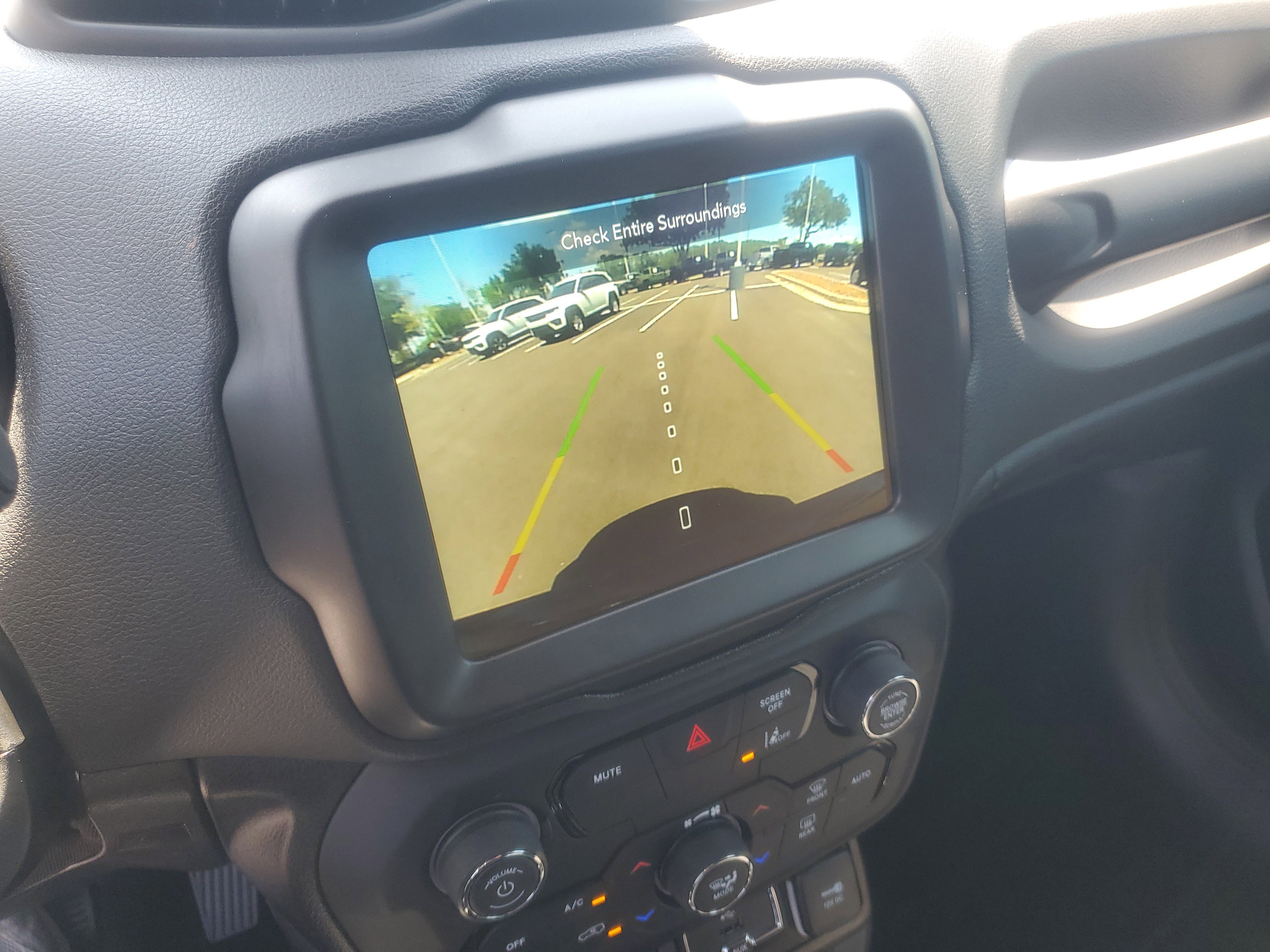 Used 2022 Jeep Renegade Altitude AWD/4WD image 19